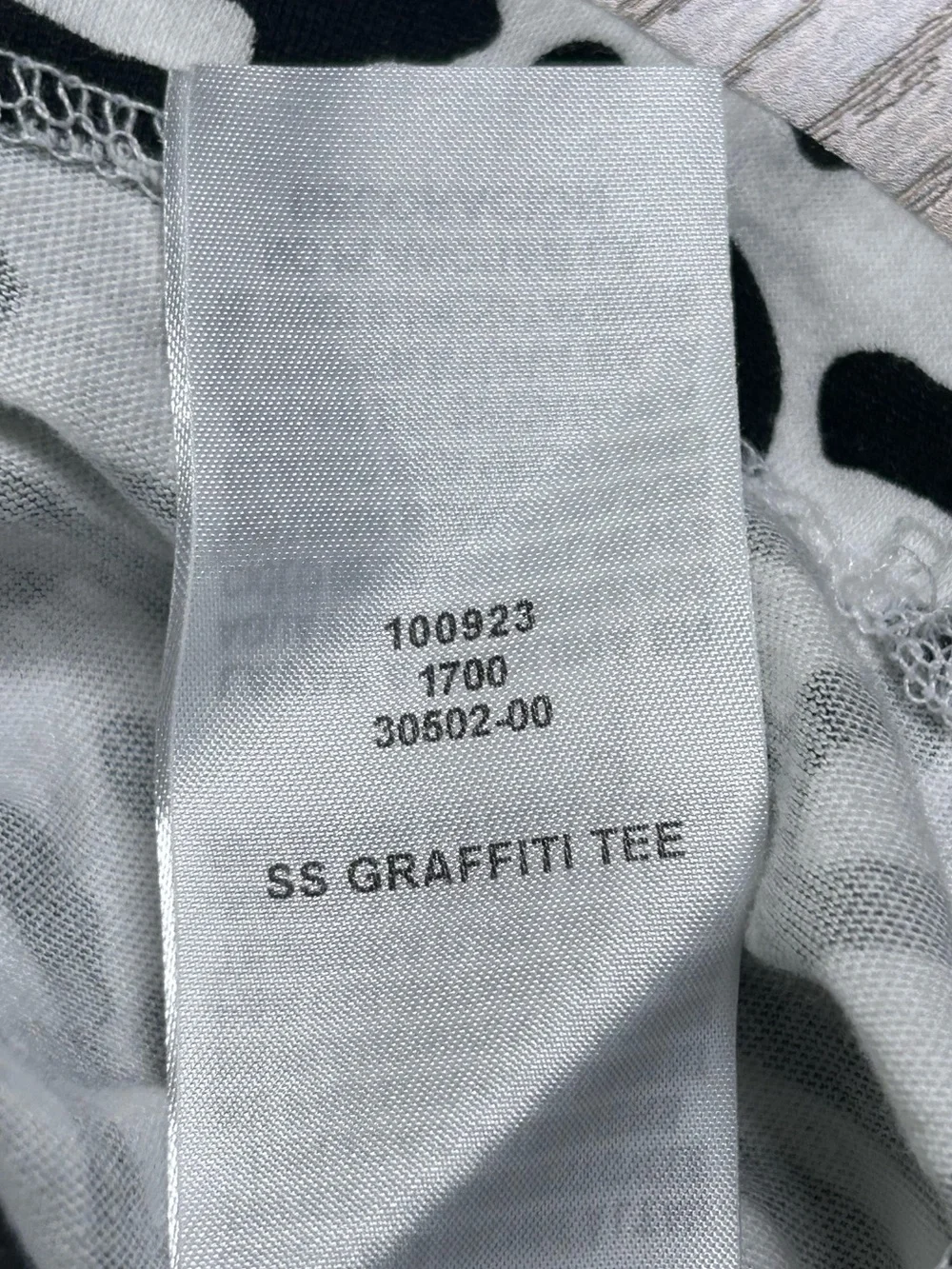 TRUE RELIGION Graffiti Print Graphic T Shirt White Black Metallic Horseshoe M